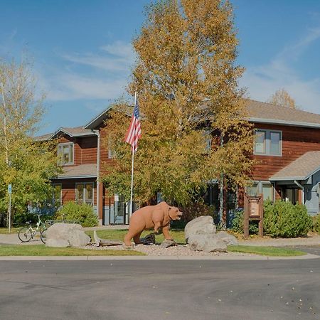 Villa Yellowstone Grizzly Rv Park And Cabins West Yellowstone Exterior foto